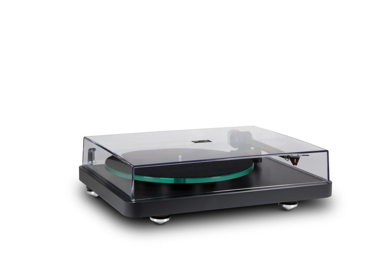 NAD C588 Turntable with 2M Red Cartridge