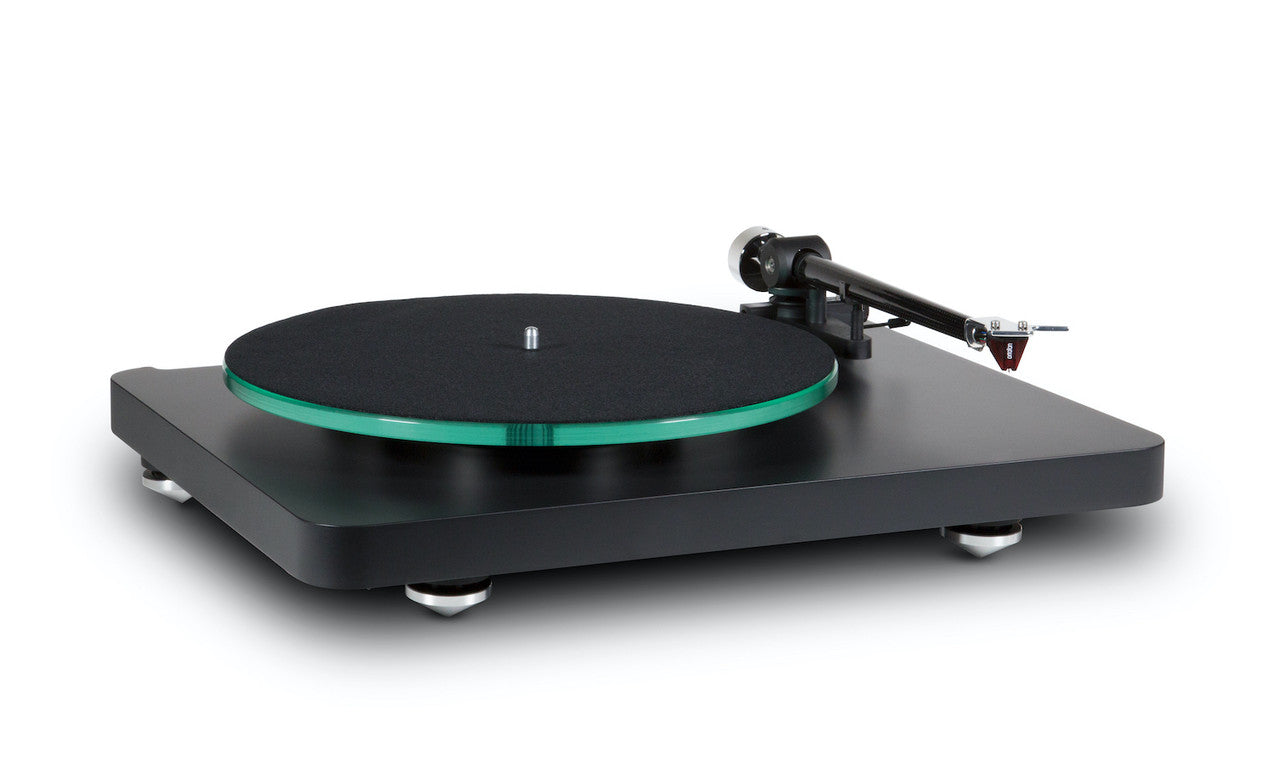NAD C588 Turntable with 2M Red Cartridge