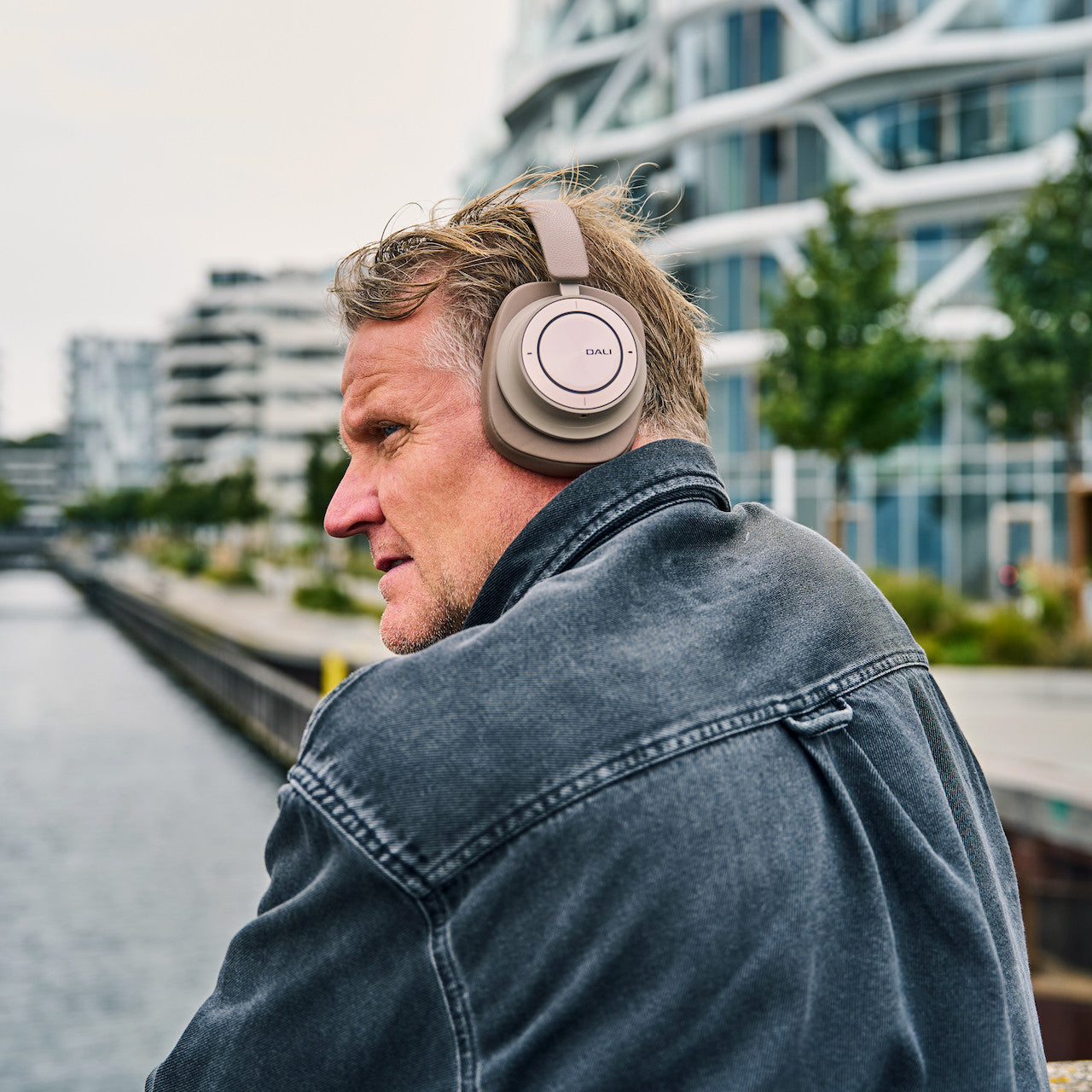 Dali IO-12 Wireless Noise Cancelling Hi-Fi Headphones
