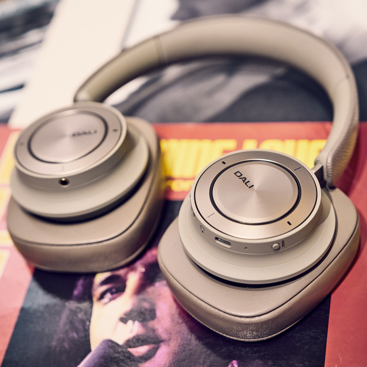 Dali IO-12 Wireless Noise Cancelling Hi-Fi Headphones