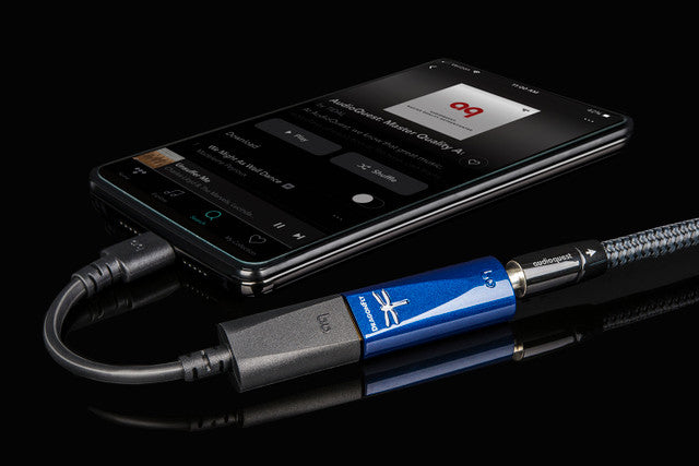 AudioQuest DragonFly Cobalt USB DAC / Preamp / Headphone Amp