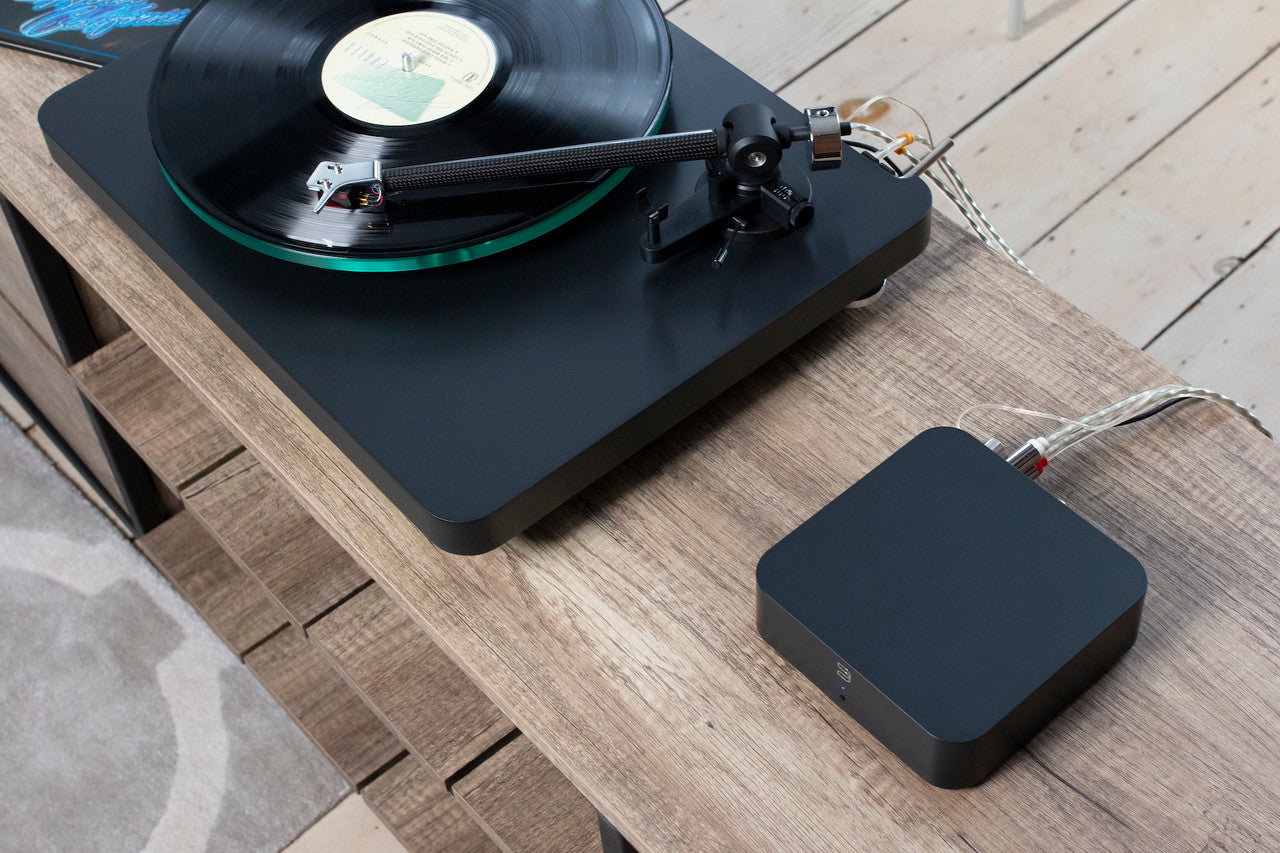 Bluesound HUB Wireless Audio Source Adapter