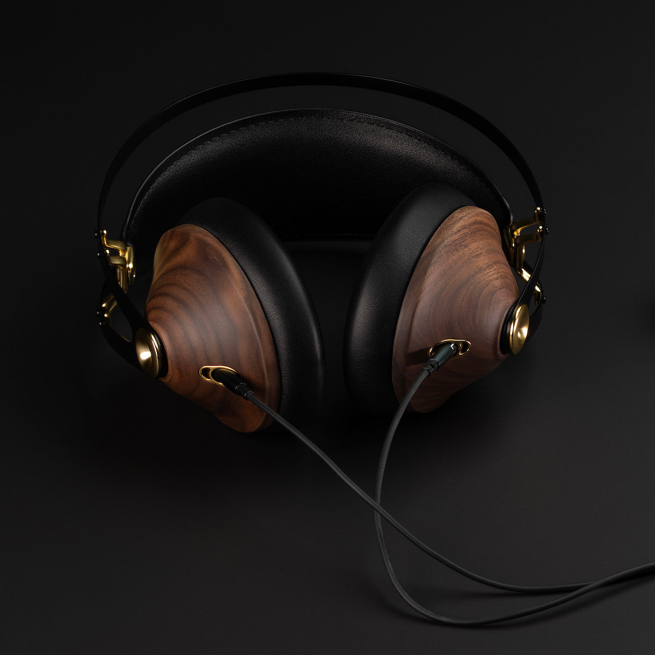 Meze 99 Classics (2nd Gen) Closed-Back Headphones